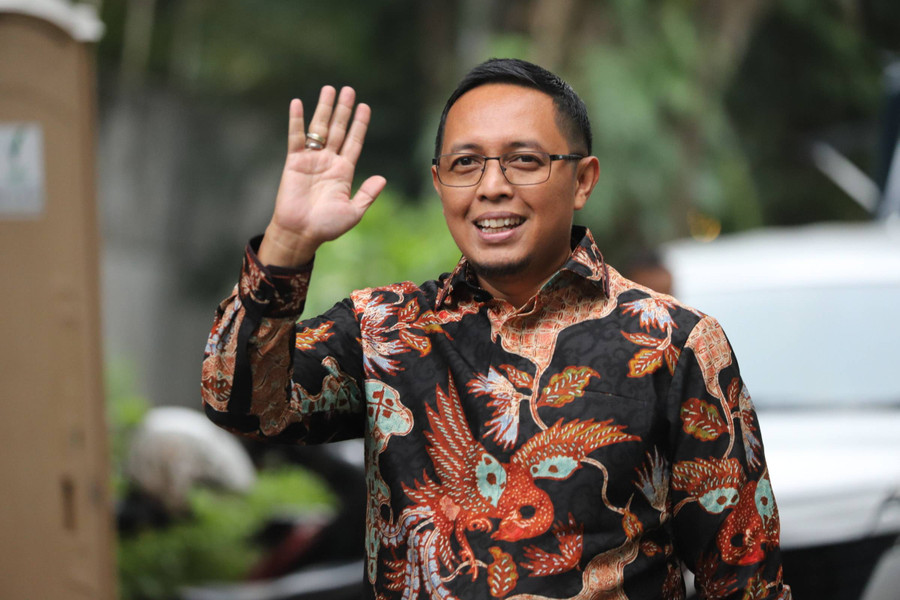 Hasan Nasbi soal Posisi Mayor Teddy: Seskab di Bawah Kemensetneg - kumparan.com