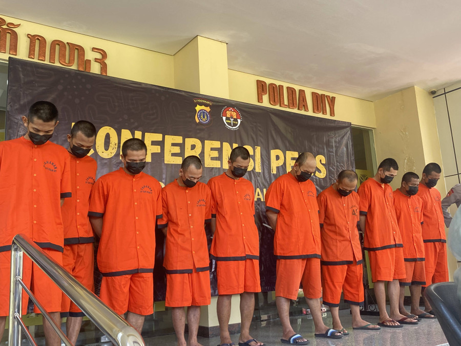 Perampokan Damkar Sleman: 10 Orang Ditangkap, 3 Pegawai Damkar Terancam Dipecat - kumparan.com