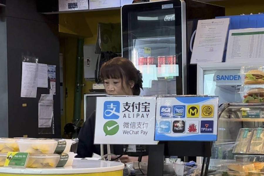 Menjajal Beli Jajanan di Thailand Pakai QRIS - kumparan.com