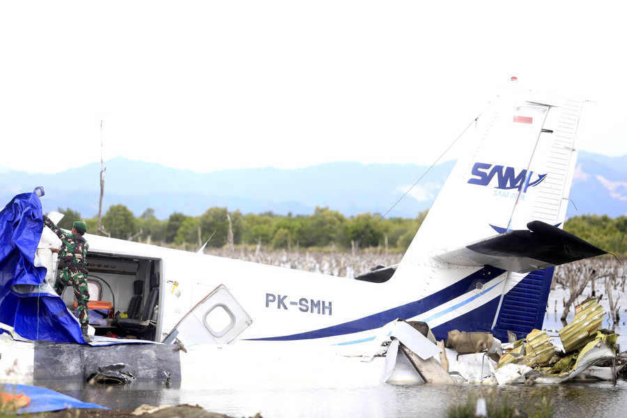 Foto: KNKT Investigasi Kecelakaan Pesawat SAM Air di Gorontalo - kumparan.com