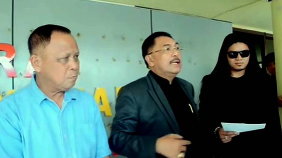 Anggota DPR RI, Yasti Supredjo, Dilaporkan ke Polisi, Diduga Kampanye Isu SARA - kumparan.com