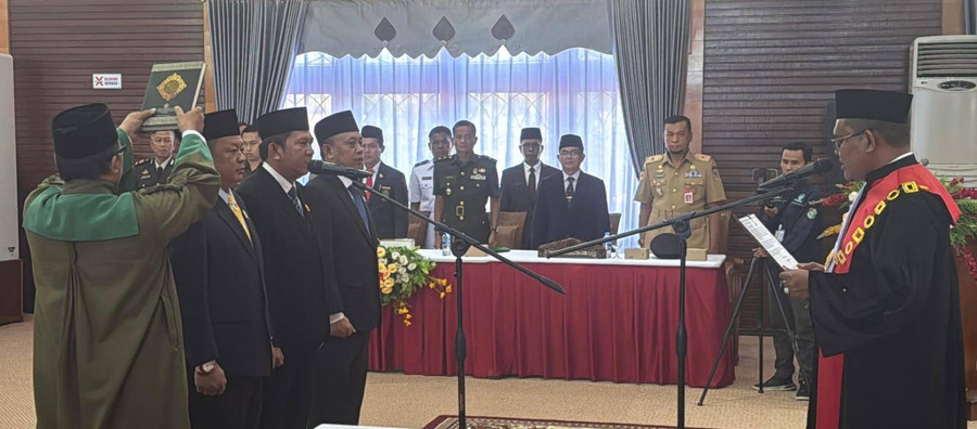 Pimpinan DPRD Mempawah Periode 2024-2029 Resmi Ditetapkan, Safruddin Jabat Ketua - kumparan.com
