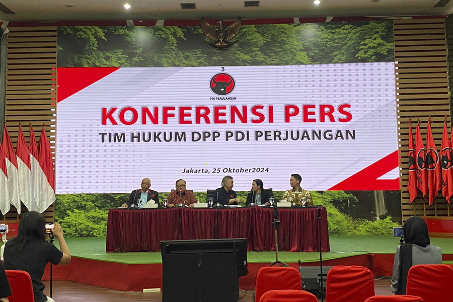 Tim Hukum PDIP: Prabowo Yes, Gibran No - kumparan.com