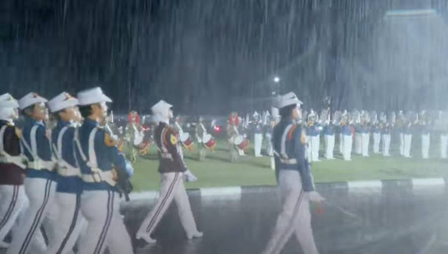 Airlangga Kenang Momen Hujan-hujanan saat Parade Senja di Akmil - kumparan.com