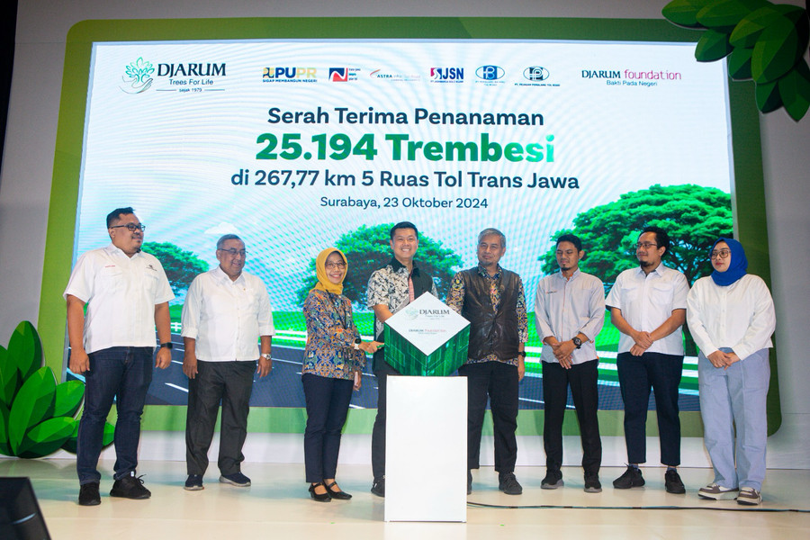 Djarum Trees For Life Tanam 25.194 Trembesi di Sepanjang Ruas Tol Jatim-Jateng - kumparan.com