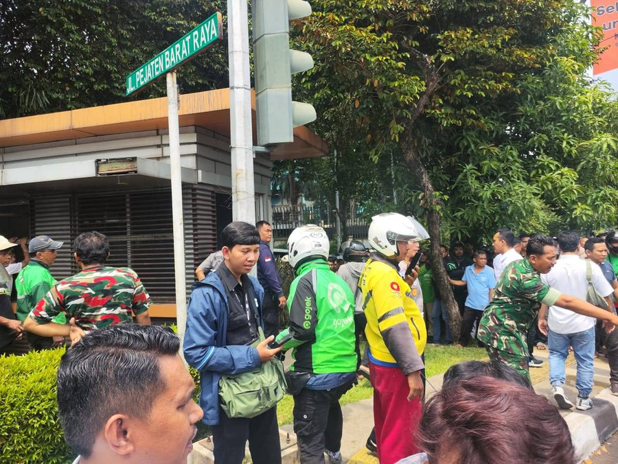 Geger Seorang Pria Sandera Bocah Pakai Pisau di Pospol Pejaten, Jaksel - kumparan.com