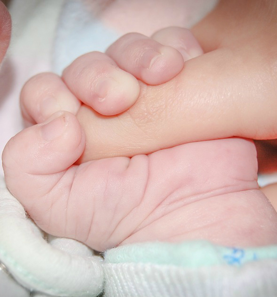 Tangan Bayi di Gunungkidul Lumpuh, Dokter Obgyn Dilaporkan Dugaan Malapraktik - kumparan.com