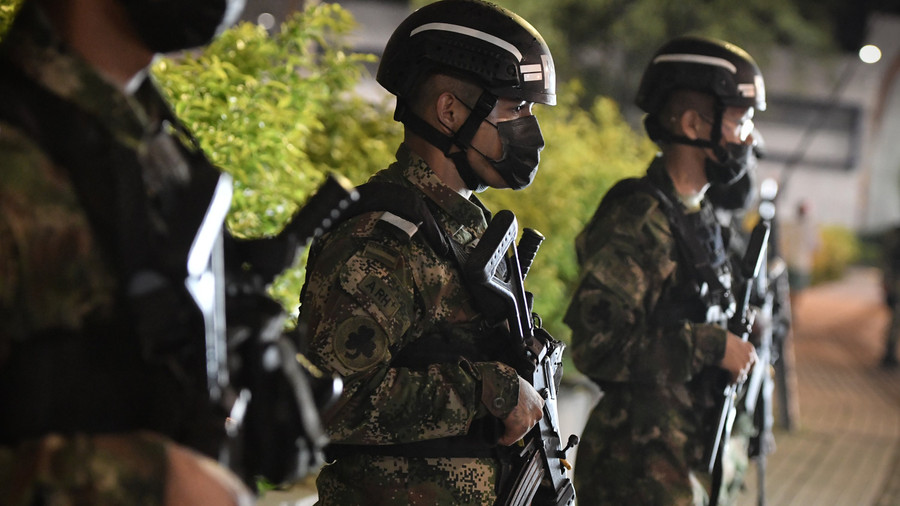 Helikopter Tentara Kolombia Jatuh di Perbatasan Venezuela, 8 Orang Tewas - kumparan.com