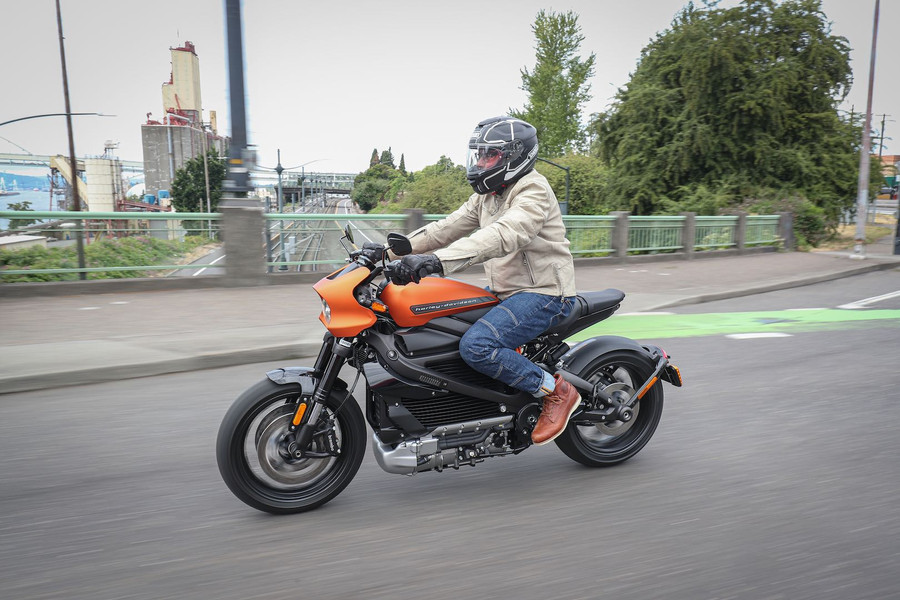 Peluang Motor Listrik Harley-Davidson LiveWire Masuk Indonesia - kumparan.com