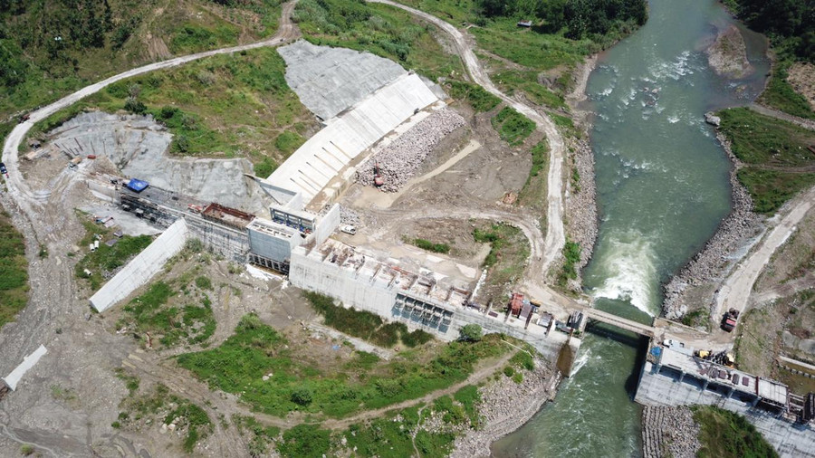 Dari PLTS Apung Saguling hingga PLTA Jatigede untuk Listrik RI yang Lebih Bersih - kumparan.com