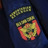 Barang Impor Bawaan Penumpang