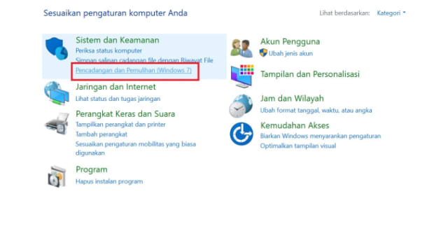 Buka Control Panel di PC atau Laptop