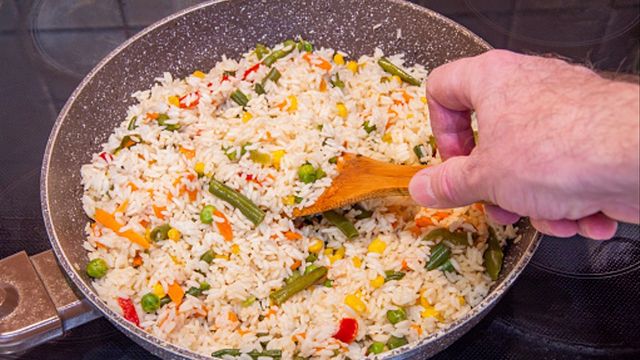 Resep Mpasi 12 Bulan Nasi Goreng Jagung Yang Simpel Dan Enak Kumparan Com