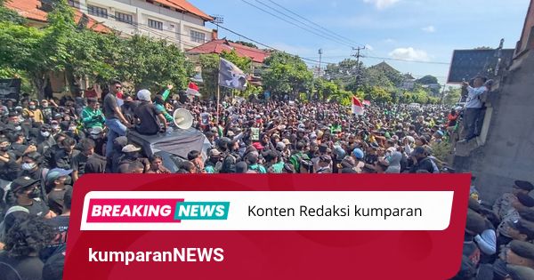 Bubarkan Massa Demo di Bali, Polisi Tembakkan Gas Air Mata