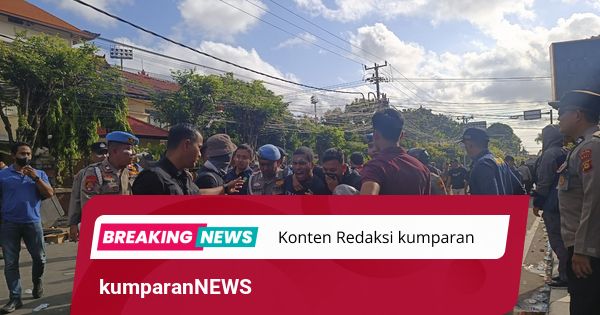 Polisi Amankan Lima Orang Demonstran saat Demo Ricuh di Bali