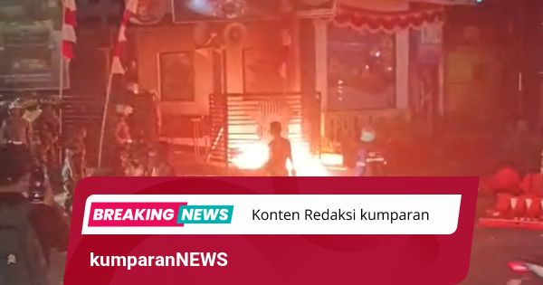 Demo di Gedung DPRD Cianjur Rusuh, Massa Bakar Billboard hingga Pos Polisi