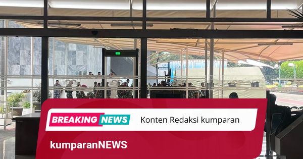 Yang tak Biasa di Kawasan Gedung DPR Setelah Demo Ricuh