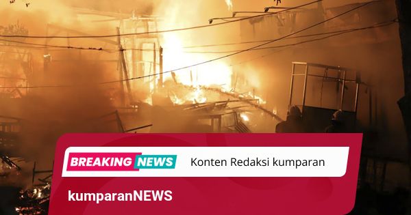 Kebakaran Akibat Ricuh di Kalibata Meluas, Mobil-Lapak Ikut Terbakar
