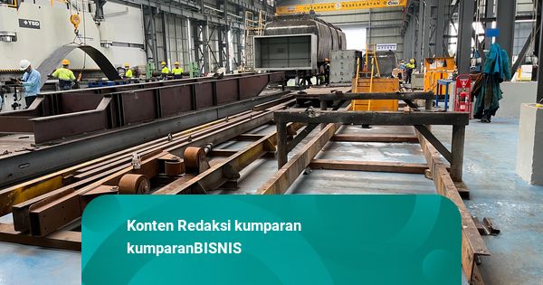 Krakatau Steel Sebut Impor Baja Murah dari China Bikin Pabrik Baja RI Tertekan