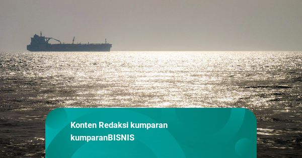 Harga Minyak Mentah Turun 1% Usai Iran Serang Kapal-kapal di Selat Hormuz