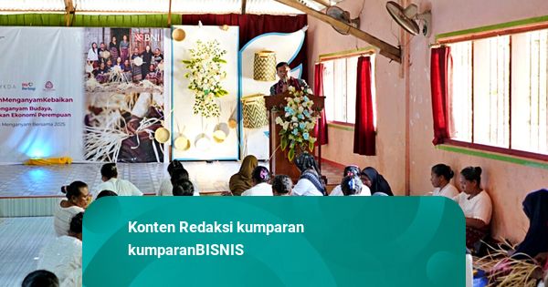 BNI Berdayakan 430 Perempuan NTT Lewat Program Anyaman Lontar