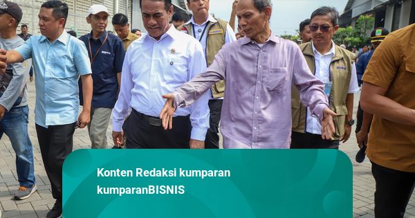 Foto: Stok Beras Tembus 5 Juta Ton, Rekor Baru Nasional