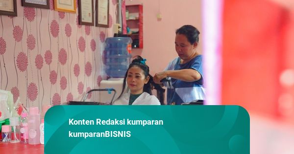 Kisah Nasabah PNM Mekaar, Bangun Salon Inklusif dengan Merangkul ODGJ