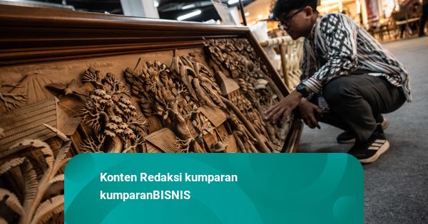 Foto: Mengunjungi Pameran Furnitur dan Seni Ukir Unggulan di Semarang