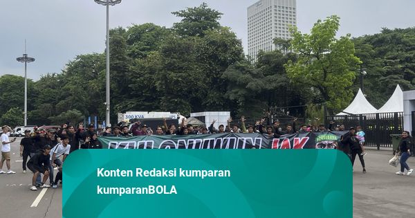 Denda Suporter Away Dinilai Tak Masuk Akal: Tak Punya Landasan Hukum