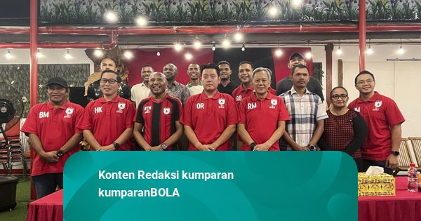 Persipura 'Pulangkan' Todd Ferre hingga Ruben Sanadi, Pelatih Ricardo Salampessy