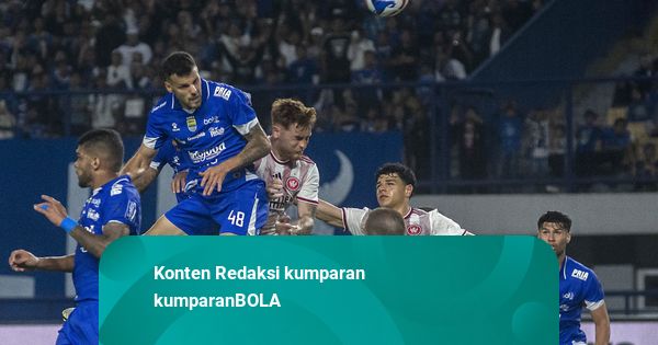 Super League: Striker Anyar Bikin Gol, Persib Hantam Semen Padang