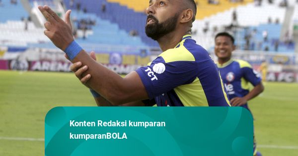 Super League: Sempat Tertinggal, Arema FC Comeback & Bungkam PSM