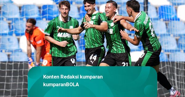 Foto: Jay Idzes Main Penuh, Sassuolo Libas Udinese