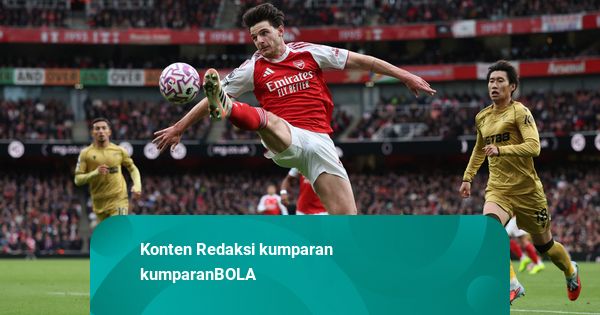 Foto: Arsenal Iris Tipis Crystal Palace di Liga Inggris