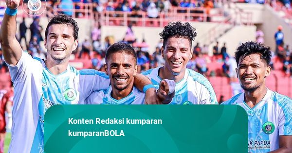 Super League: Dihiasi Gol Menit Akhir, PSBS Hajar Bhayangkara FC 4-1