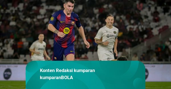 Foto: Barcelona Legends Cetak 3 Gol Tanpa Balas ke Gawang DRX World Legend