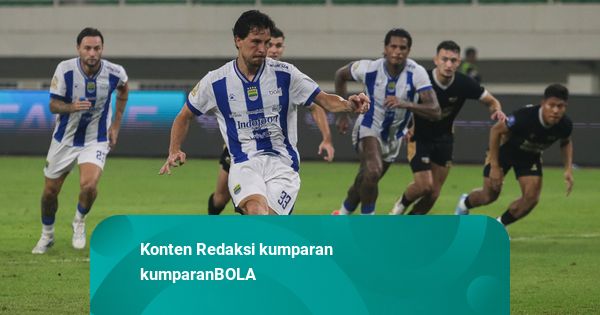 Foto: Persib Ditahan Imbang Dewa United, Masih Aman di Puncak Klasemen
