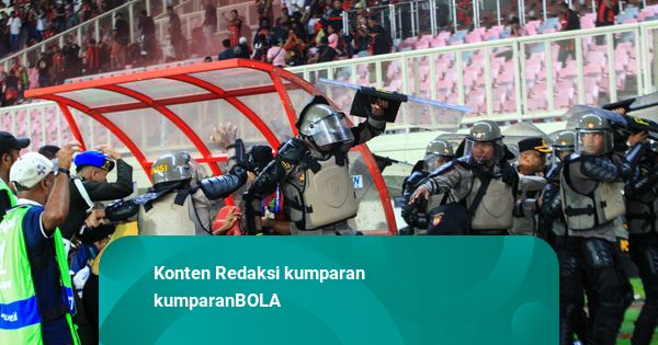 Persipura Dihukum Tanpa Penonton Kandang Semusim & Rp 240 Juta Imbas Rusuh