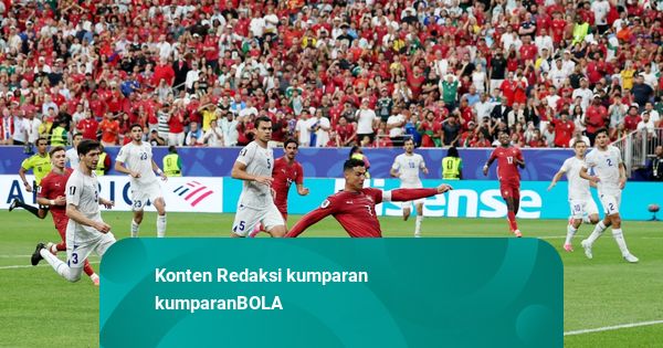 Foto: Ronaldo Cetak Brace Saat Portugal Hancurkan Uzbekistan 5-0