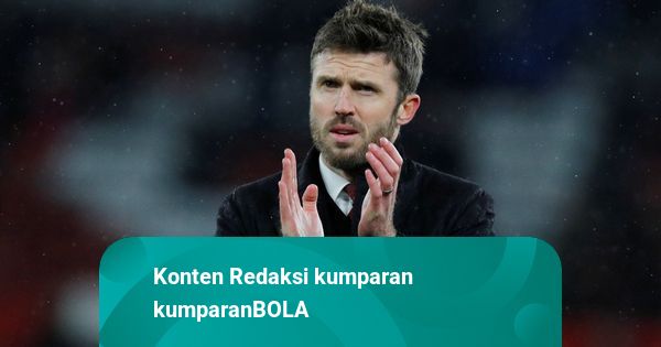 Michael Carrick Kecewa usai Wasit Usir Lisandro Martinez di Laga Lawan Leeds