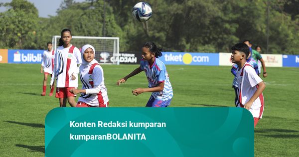 Foto: Melihat Parade Gol di HYDROPLUS Soccer League 2025 Jakarta