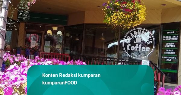 Rayakan Ultah ke-80, Pemilik Kedai Kopi Ini Bikin Kue Wortel Raksasa 2,7 Ton
