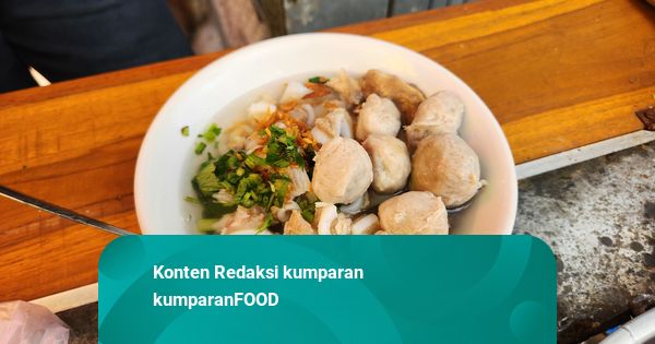 Bakso Bening Kuah Gurih Topping Tulang Rangu Kriuk di Bogor Cuma Rp 15 Ribu