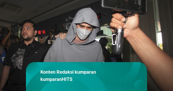 Foto: Aktor Fachri Albar Terjerat Narkoba