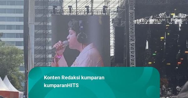 Bawakan Lagu Bernadya, Hindia Sampaikan Pesan Solidaritas di Pestapora 2025