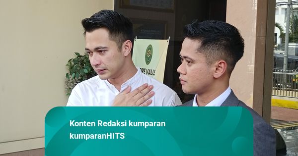 Eza Gionino Menangis Saat Bertemu Anak Usai Jalani Sidang Cerai