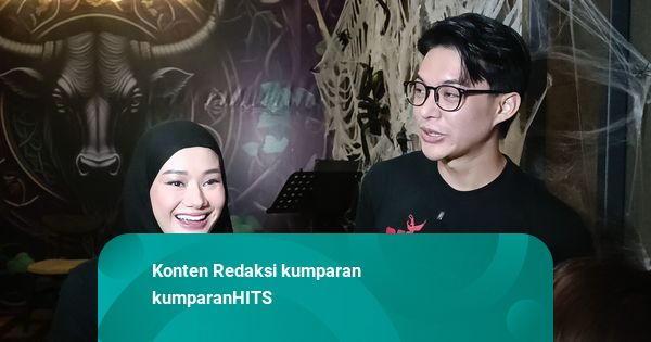 Rey Mbayang dan Dinda Hauw Jalani Debut di Genre Horor Lewat Film Ritual Gaib
