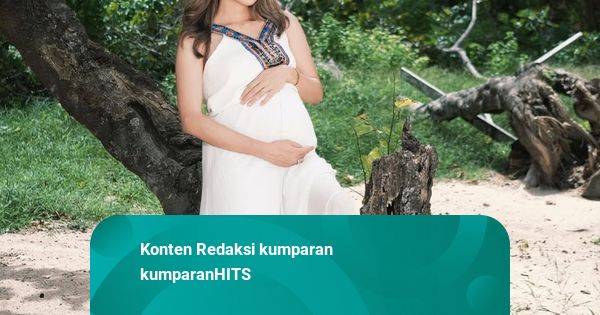 Istri Virgoun Umumkan Kehamilan Anak Pertama