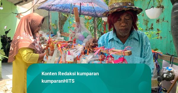 Dari Panggung ke Pinggir Jalan: Sunyi di Balik Senyum Pak Tarno