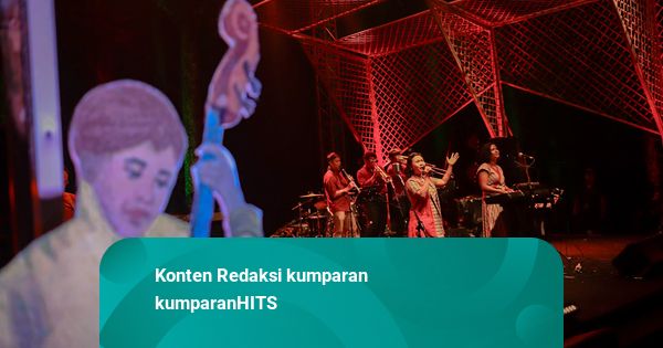 Foto: Penampilan Interaktif Nonaria Warnai Jazz Gunung Slamet di Banyumas